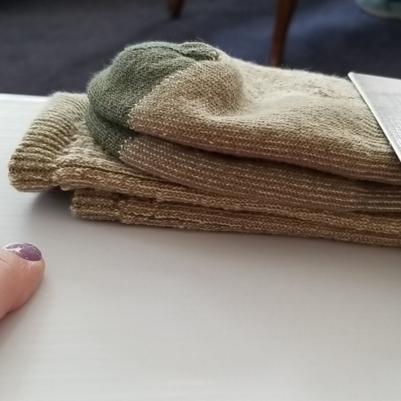 Happy Feet, Woolrich Socks - Picture 8 of 9